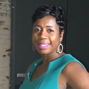 Meet your Posher, Takenya